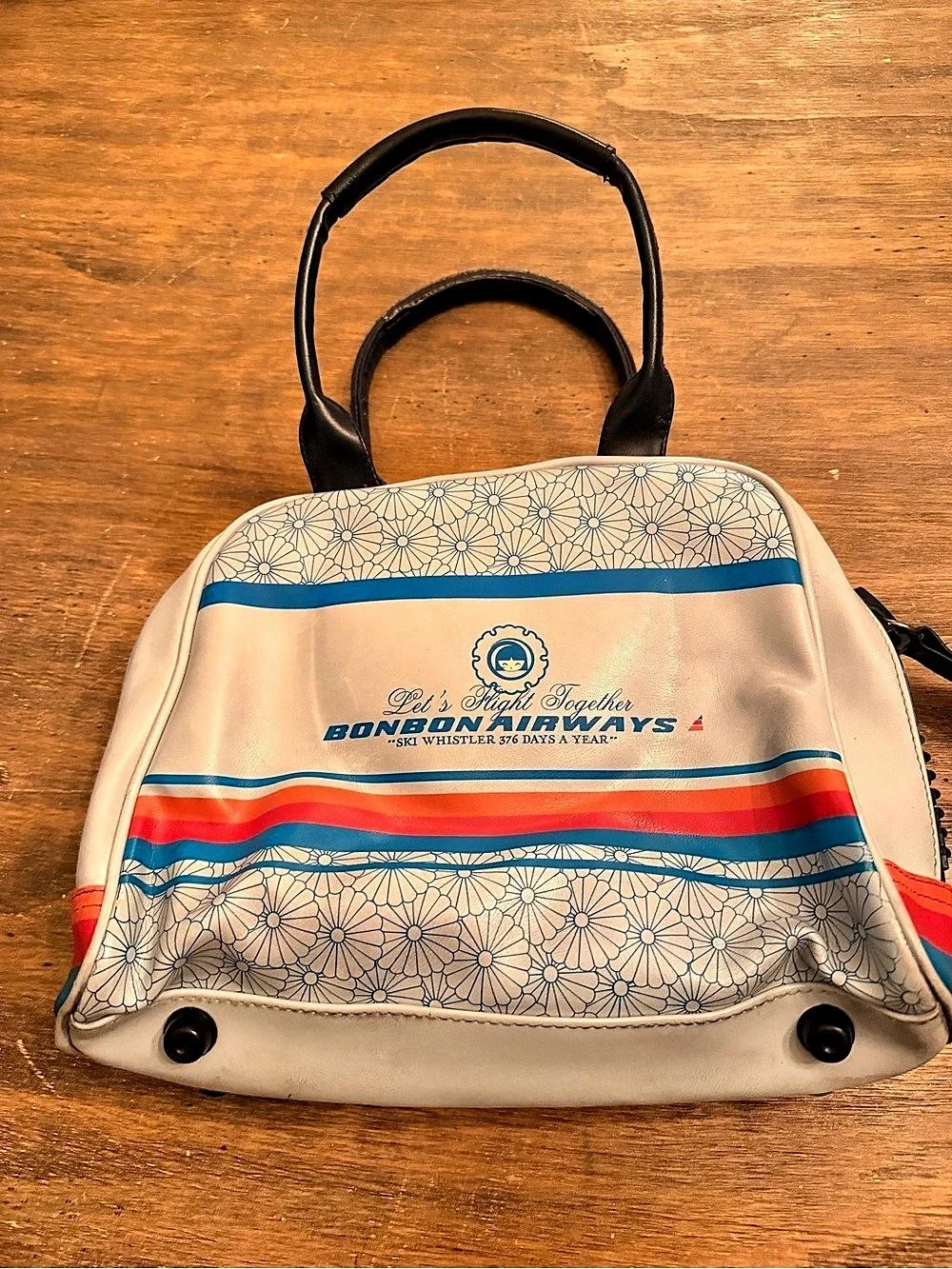 Nozu4u Project Yumpop Bon Bon Airways Bowler Satchel FAIR
